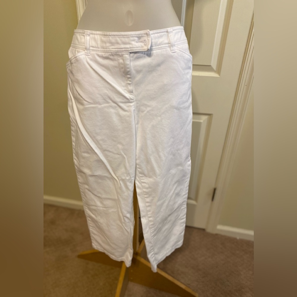 Jones N.Y. Sport - Woman’s white crop (stretch)pants, Size: 12